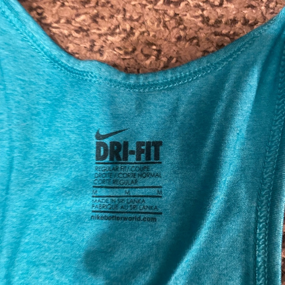 Nike tank